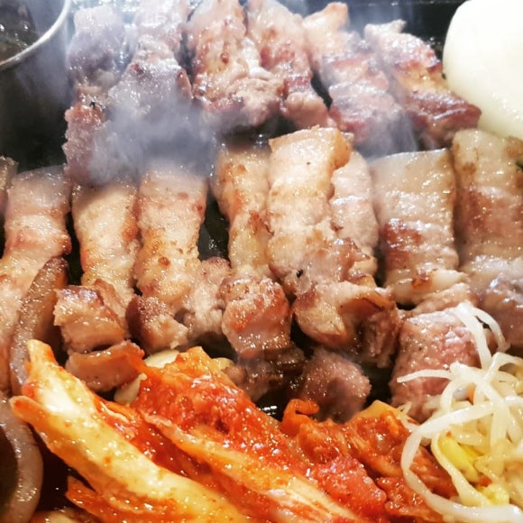 강변흑돼지 이미지