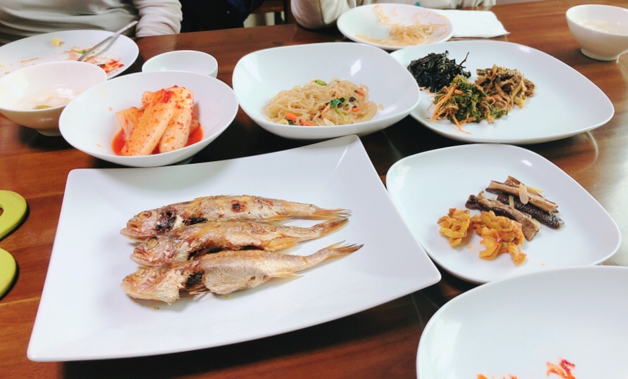 쎄시봉식당 이미지