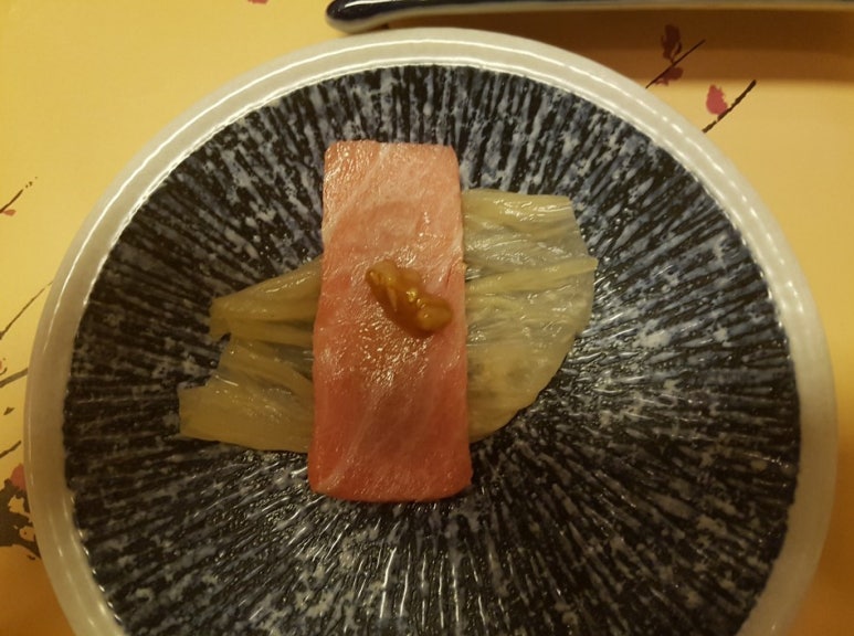 야무진참치 이미지