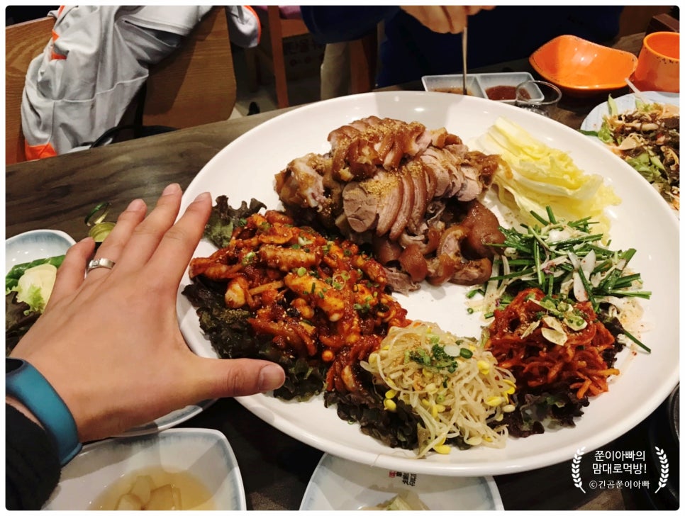 용족발용국수 이미지