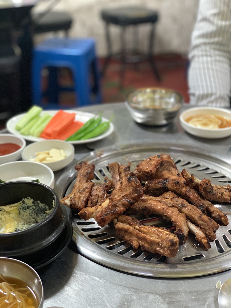 등쳐먹는갈비 이미지