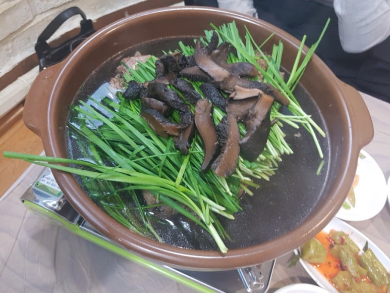검단오리한방능이백숙 이미지