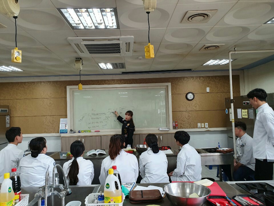 우석푸드 이미지