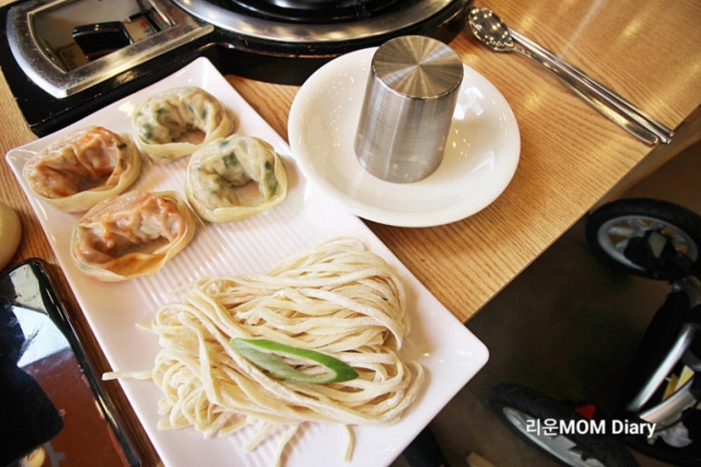 바른손칼국수 이미지