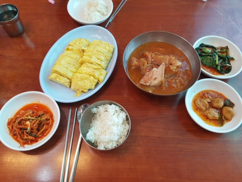 굴다리식당 이미지