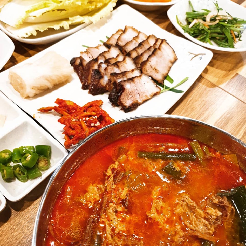 명품전통육개장 이미지