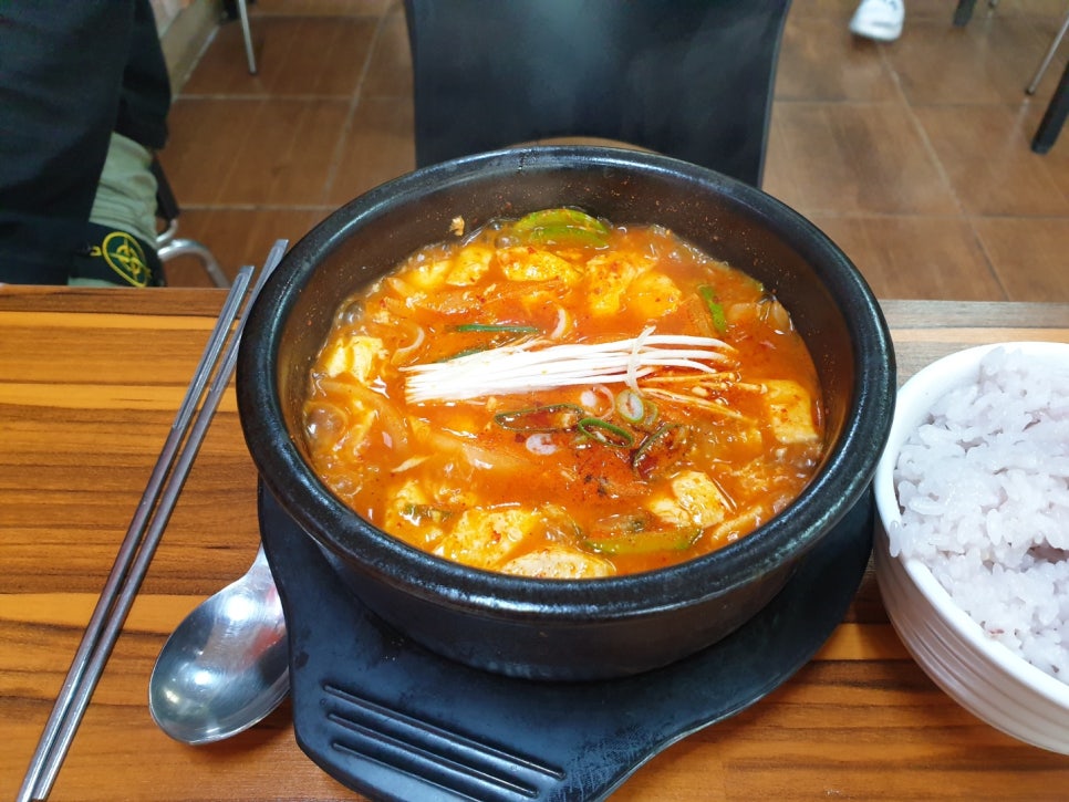 김밥도둑 이미지