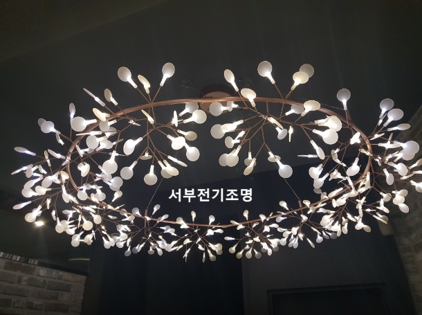 서부전기조명 이미지
