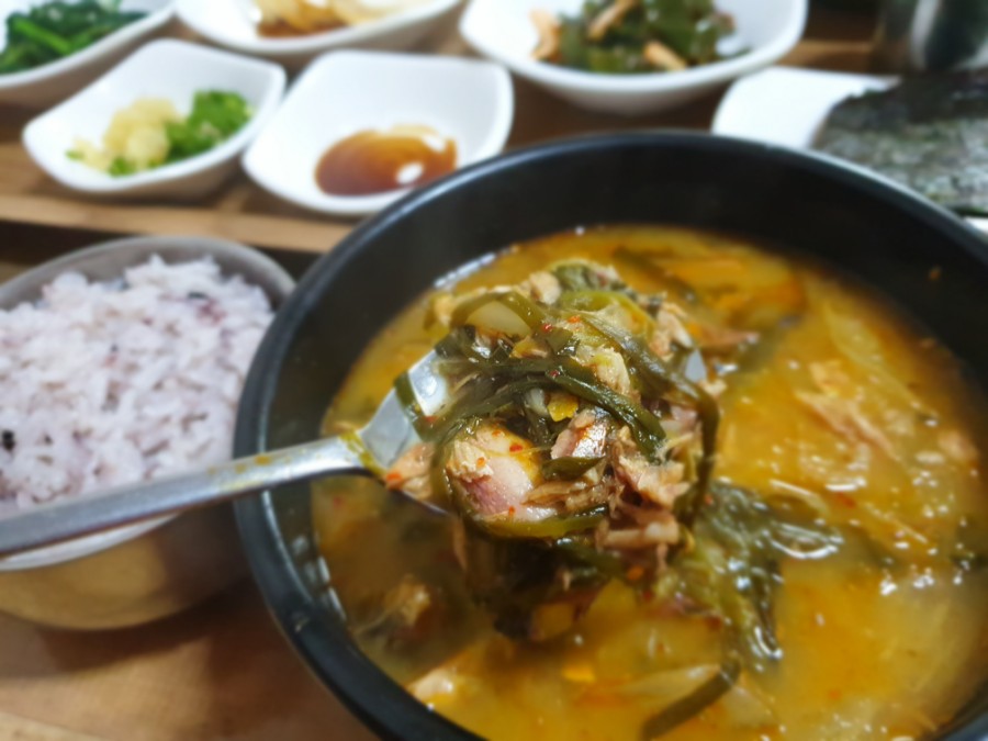 포항고등어추어탕 이미지