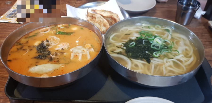 멸치칼국수·만둣국 이미지