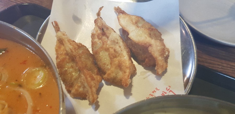멸치칼국수·만둣국 이미지
