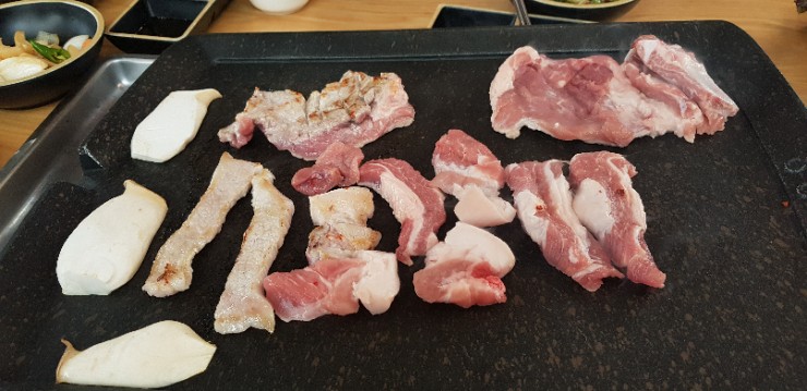 문경약돌돼지 이미지