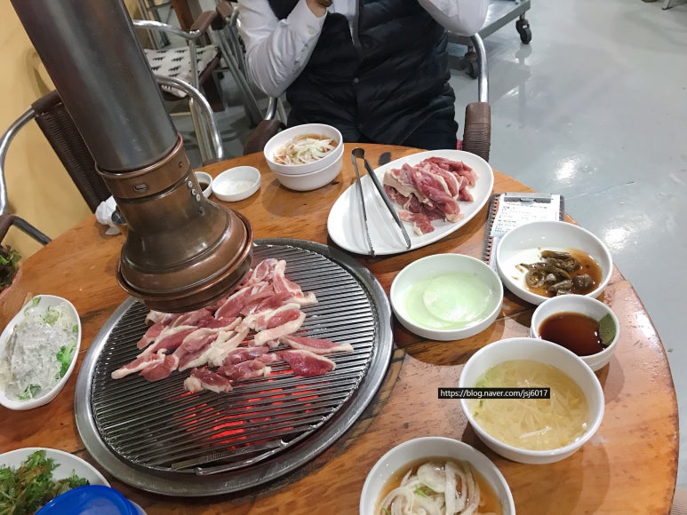 덕앤덕오리굽는마을 이미지
