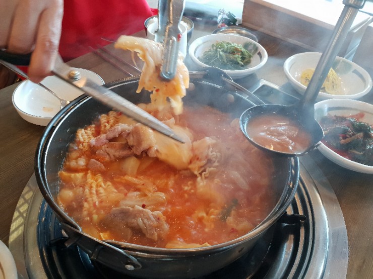 선아네돌화로구이 이미지