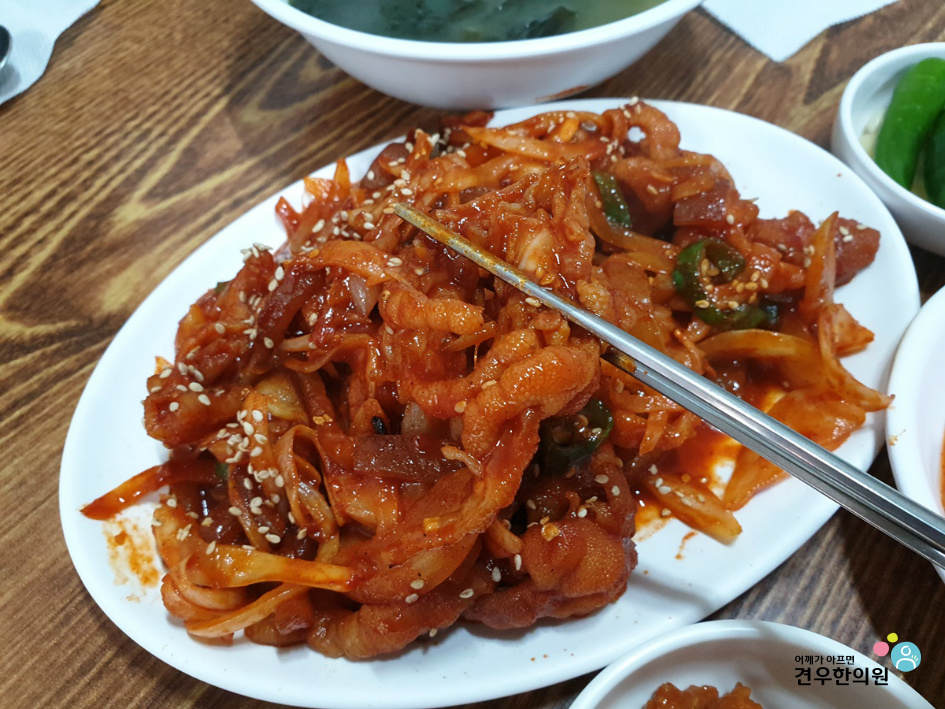 닭한마리닭발 이미지