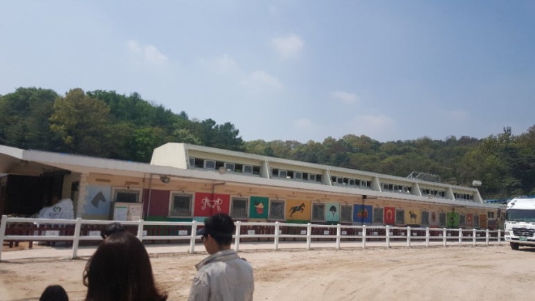 아이웨이투어 이미지
