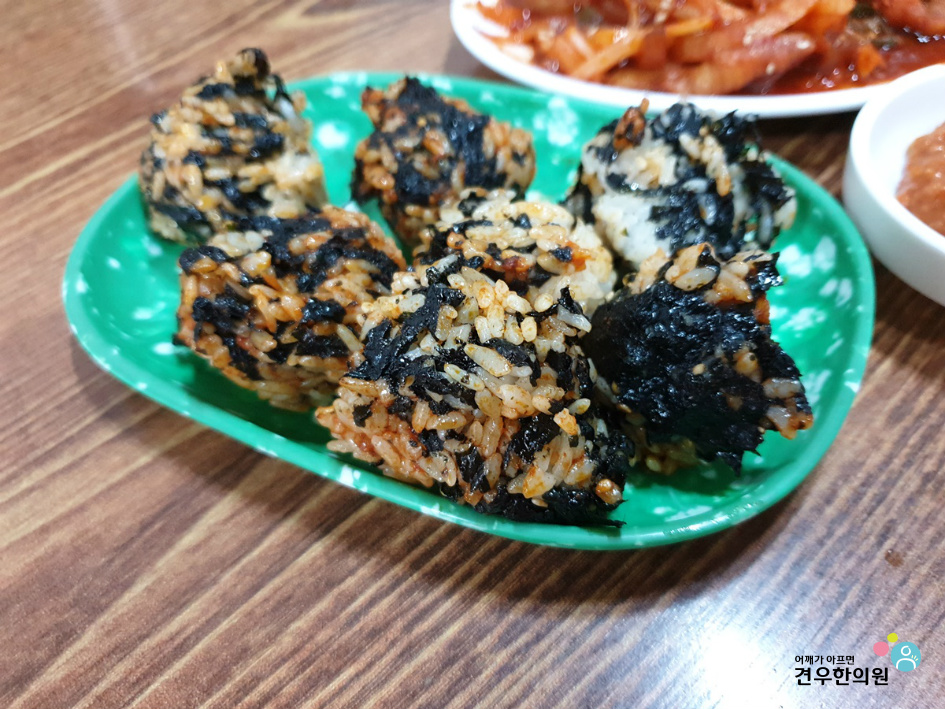 닭한마리닭발 이미지