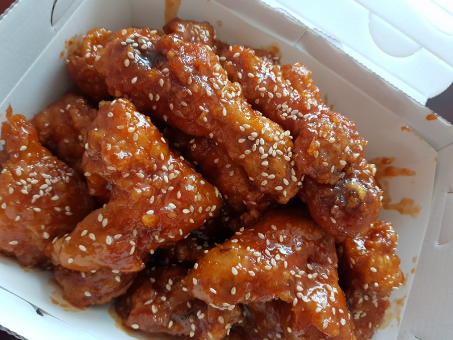 페리카나통닭환호점 이미지