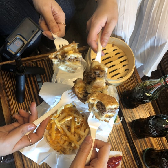 머거버거 이미지