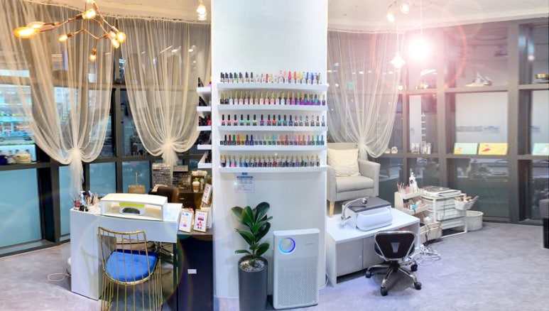 VIP nail 이미지