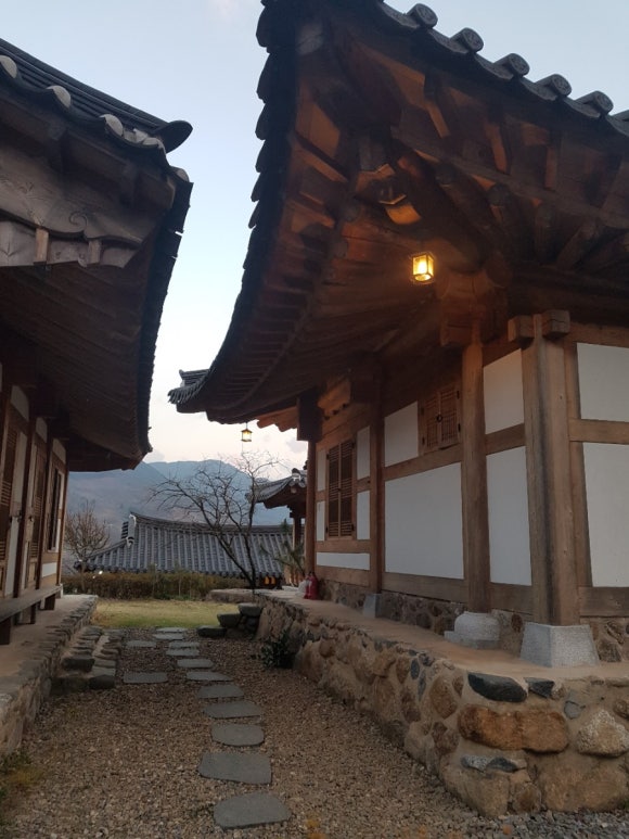 하루해 한옥 이미지