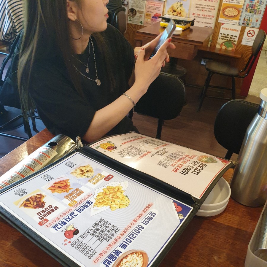 신촌시스터즈 이미지