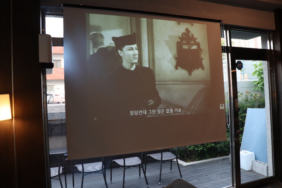 카페유엔 이미지