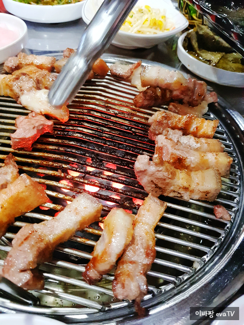돈이랑김치랑 이미지