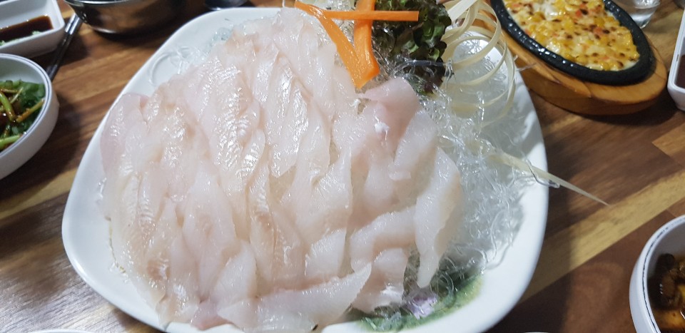 두리만횟집 이미지