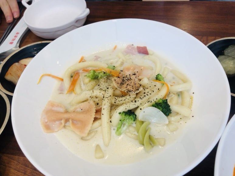 쉼표분식 이미지