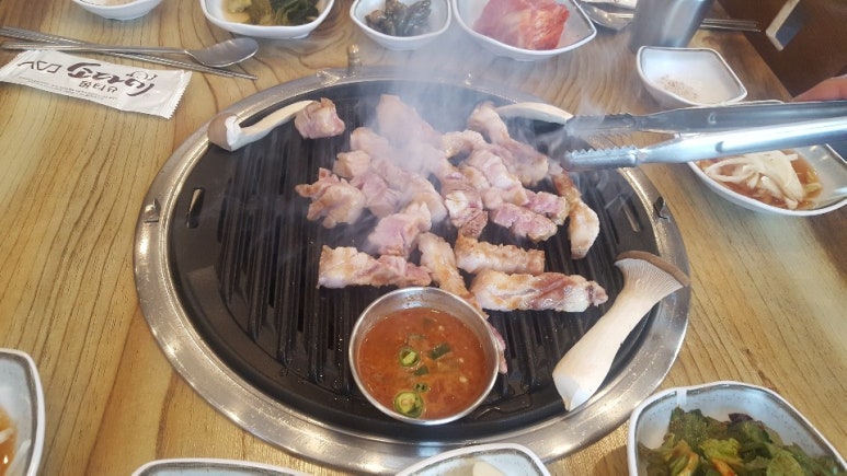 교동흑돼지 이미지