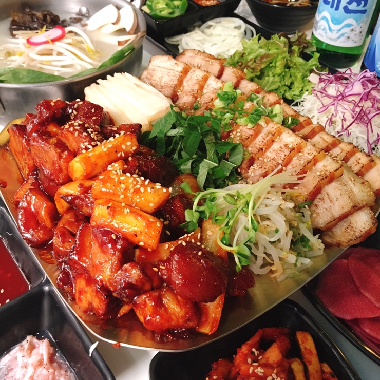 족발쌀롱 이미지