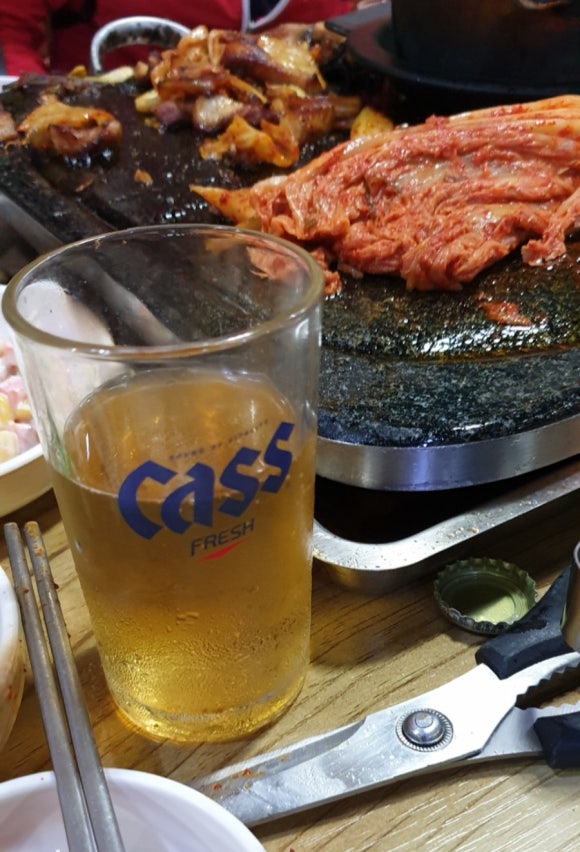 시끌시끌돼지들 이미지
