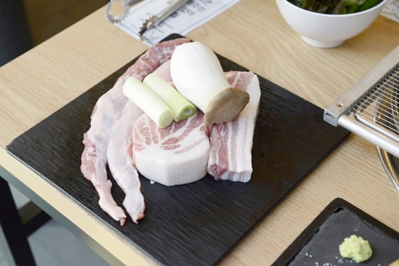 맛있는고기들 이미지