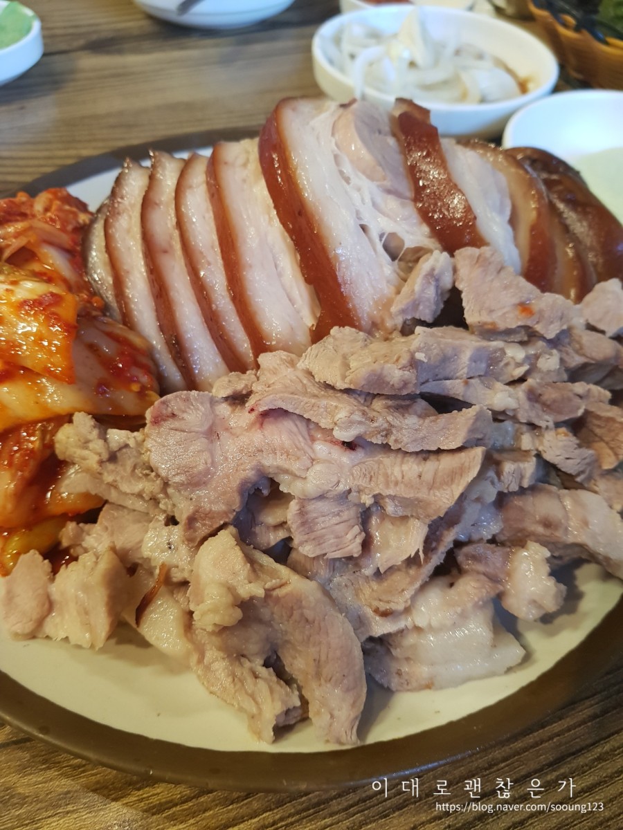 가마솥족발 이미지