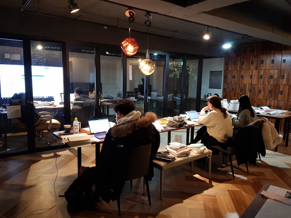 로켓벤처스 이미지