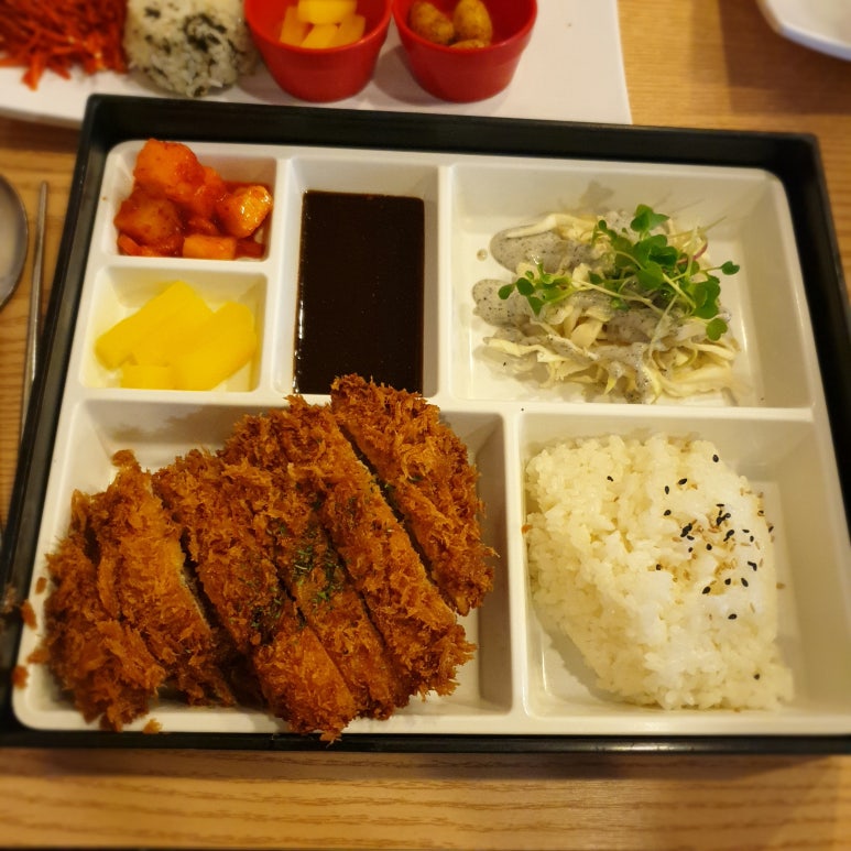 두셰프의돈가스앤마우 이미지