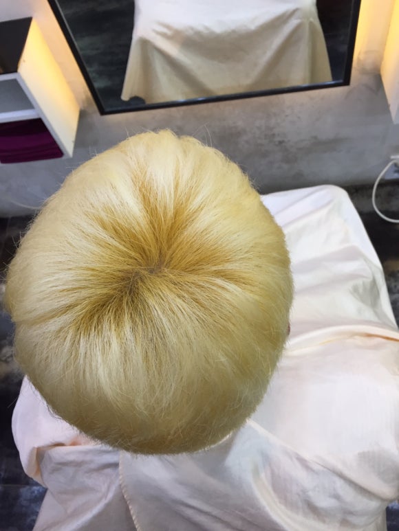 화이트헤어칼라 이미지