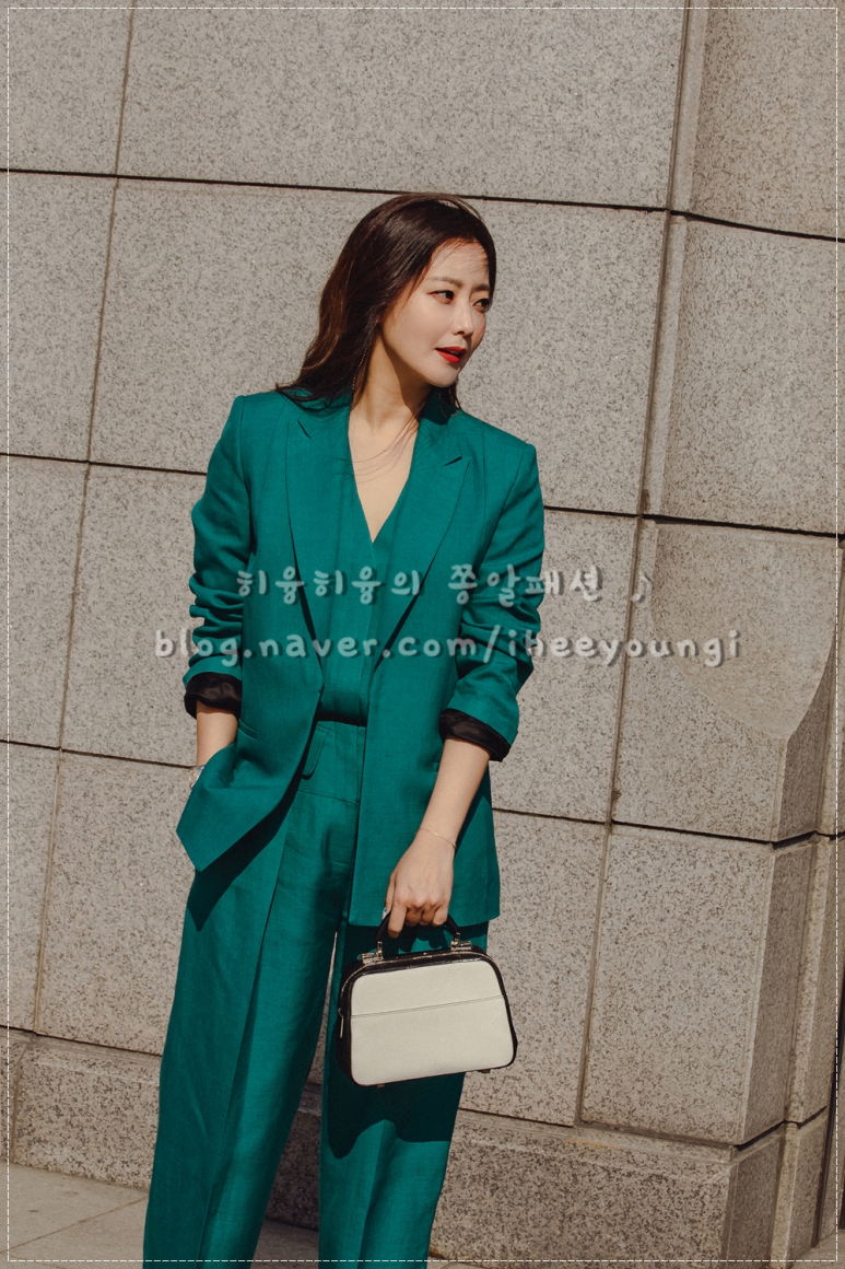 로샤 라운지 이미지