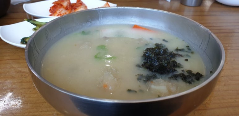 옹심이메밀칼국수 이미지