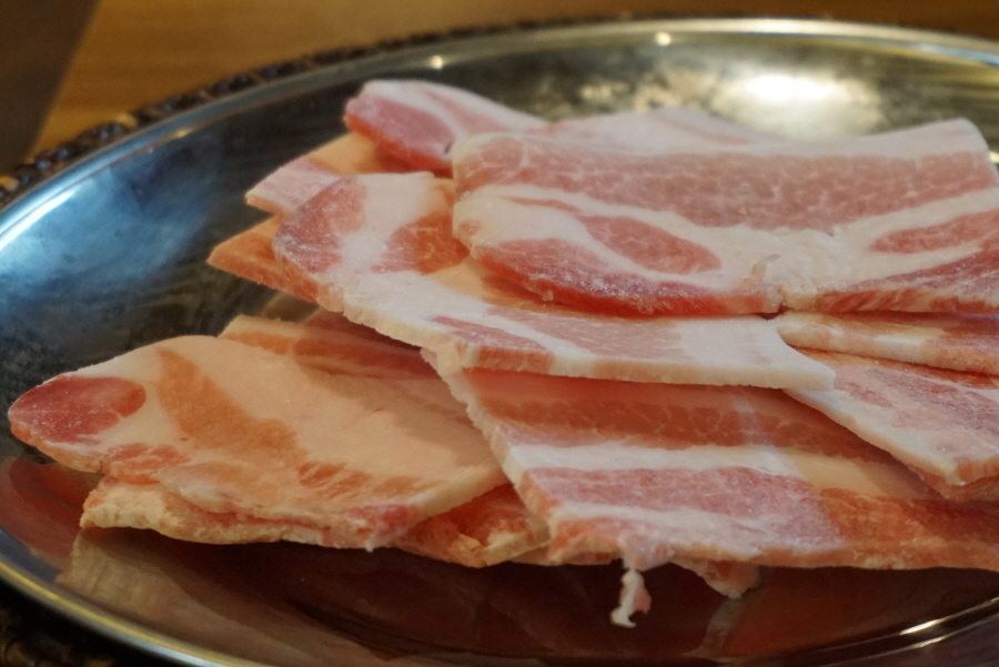 더삼겹 이미지