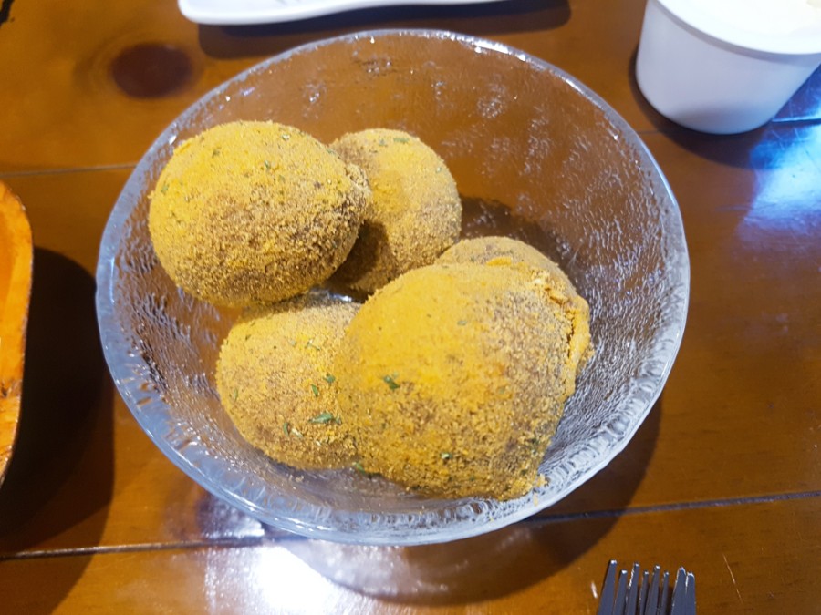 bhc 치킨 금광점 이미지