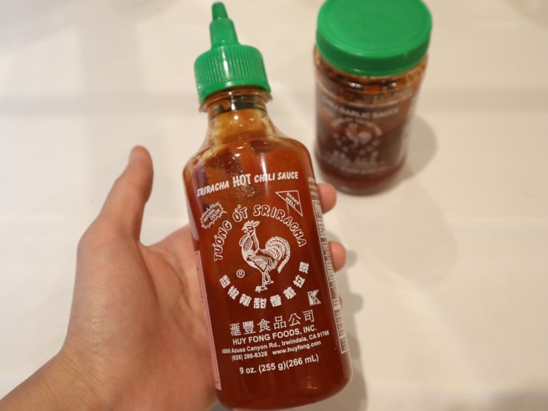 스리라차(SRIRACHA) 이미지
