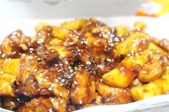 동근이숯불두마리치킨 이미지