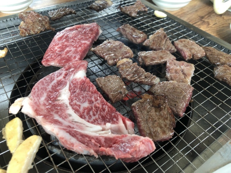 무척사랑한우 이미지