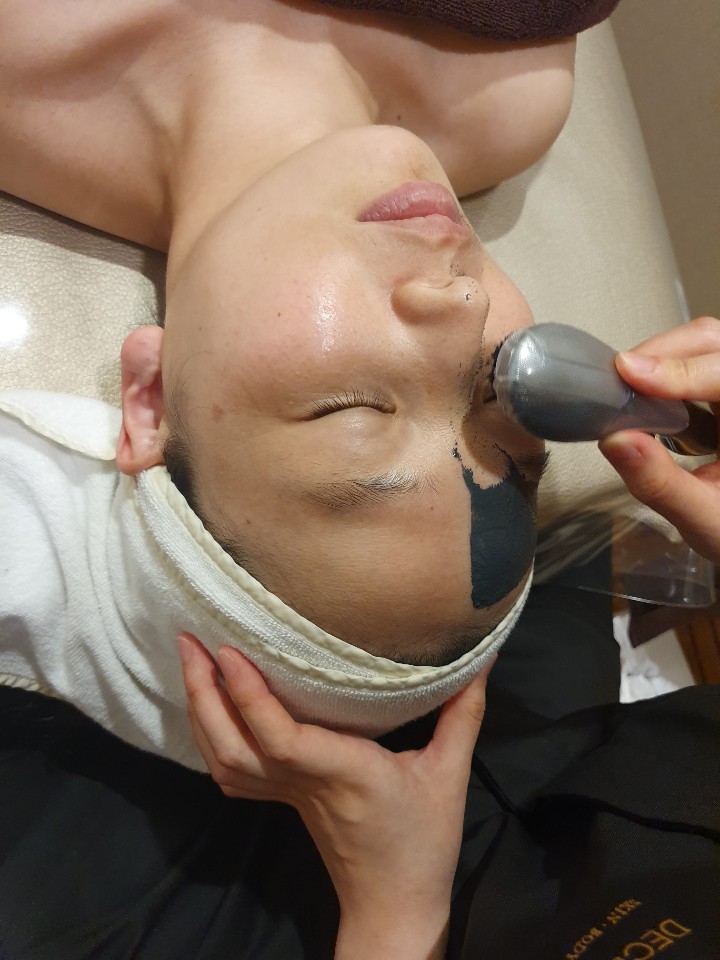 블렉마돈나 이미지