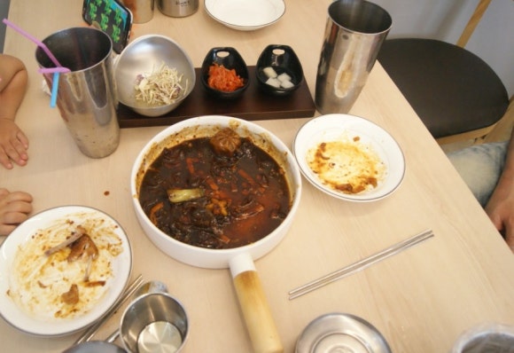 일미리금계찜닭구미역점 이미지