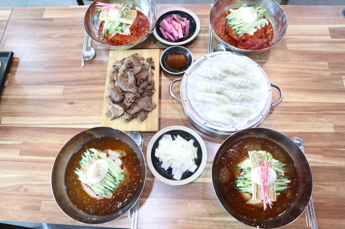 진밀면 이미지