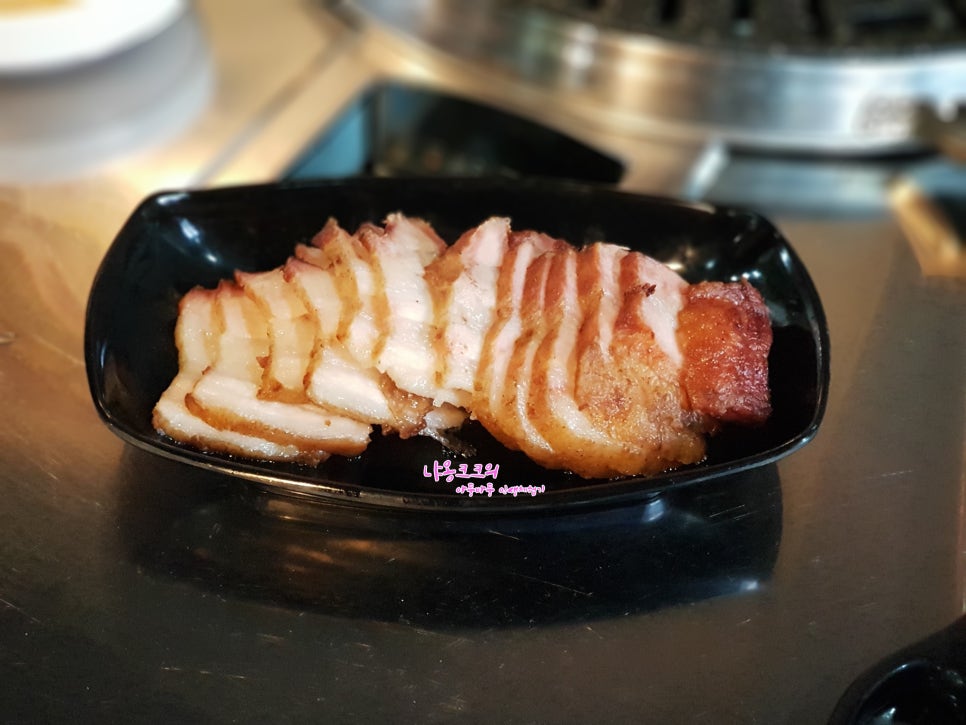 꽃돼지바베큐 이미지