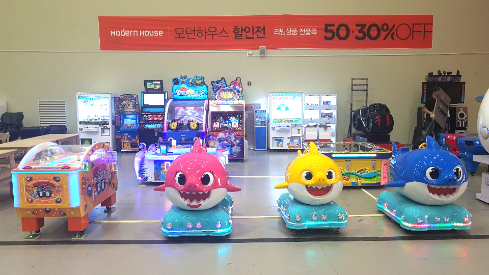 퍼스트랜드 이미지